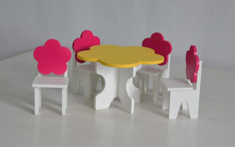 Набор мебели Цветочек (стол со стульями) СТ002