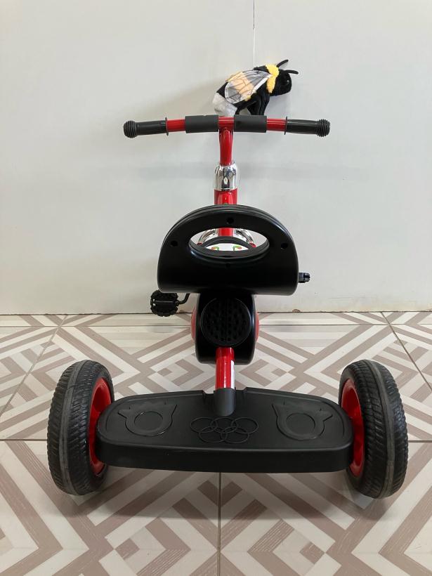 Велосипед детский трехколесный XAF-661 красный со светом, звуком