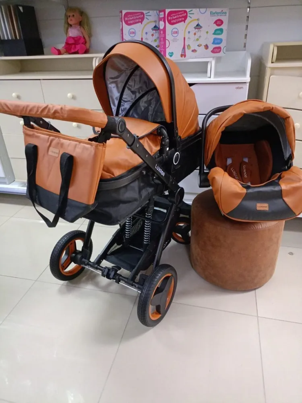 Коляска трансформер Luxmom X6 3 в 1 коричневый