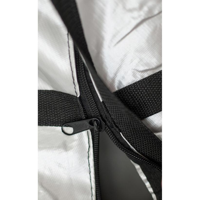 Тюбинг SnowShow Snow Tank 120*89 см в сдутом виде, с камерой