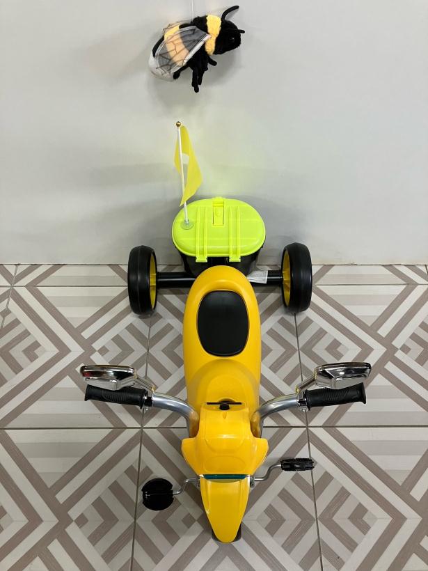 Велосипед детский трехколесный KQ-198 желтый со светом, звуком