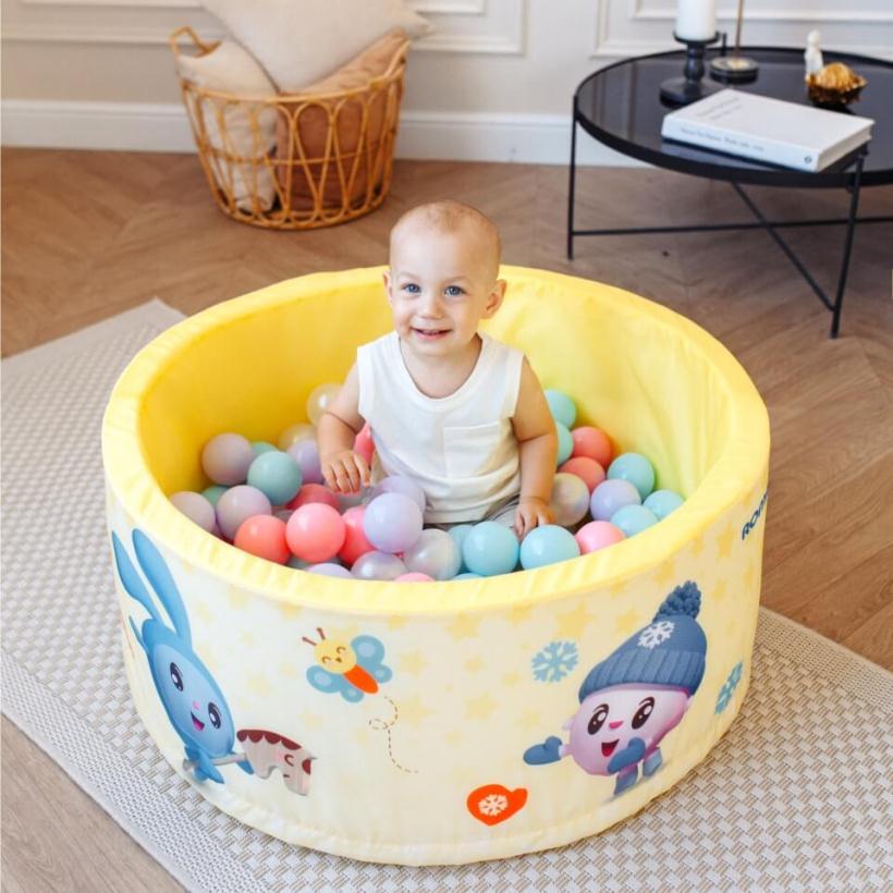 Сухой бассейн ROMANA Airpool Малышарики Времена года желтый, 150 шариков