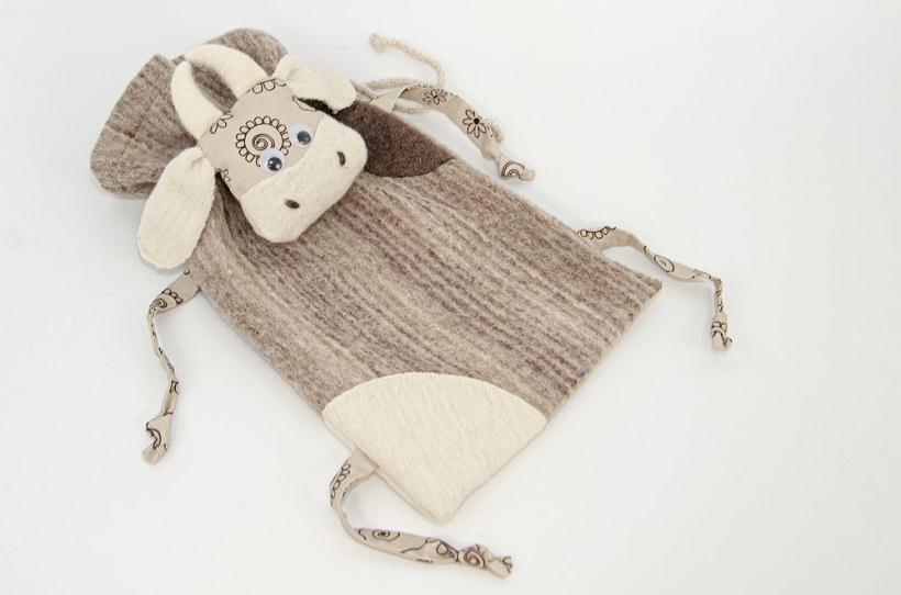 Грелка Глаша из шерсти мериноса, цвет бежевый арт.Т.11.58