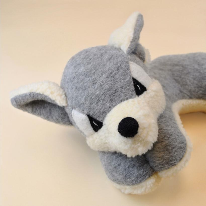 Подушка Рогалик Волк Ипполит из шерсти Woolhouse