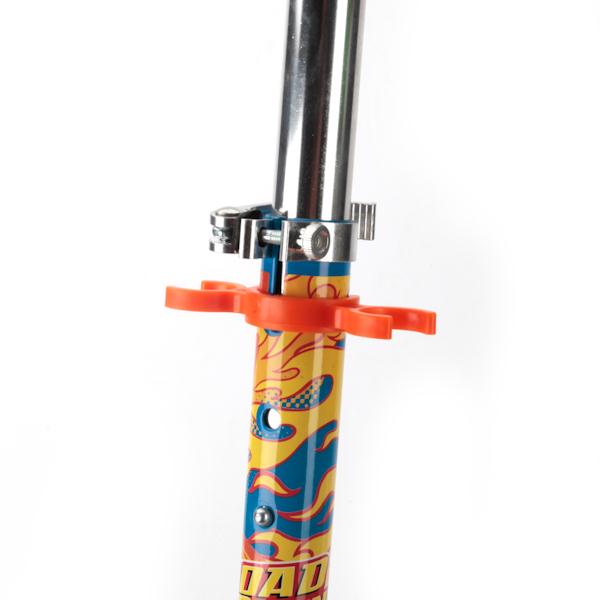 САМОКАТ ROAD RACING 3-КОЛ. СКЛАДНОЙ, РАМА 50% АЛЮМ., КОЛЕСА ПУ 120ММ., НАГР. ДО 50 КГ, ST-ALU-2RW-RA