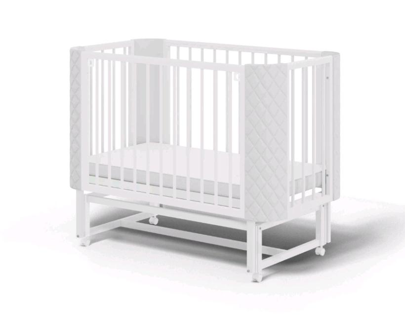 Детская кроватка с маятником Млада Премиум белый (экокожа)