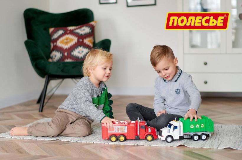 Автомобиль пожарный инерционный Профи со светом и звуком