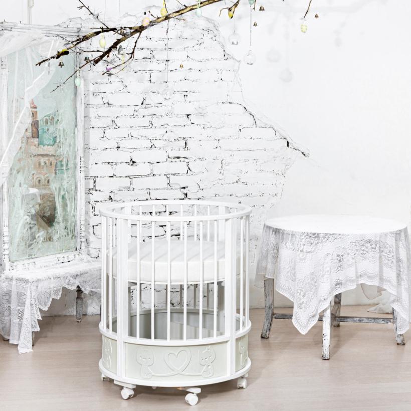 Кровать Островок уюта EVA декор котята, поперечный маятник, колесо, цвет белый