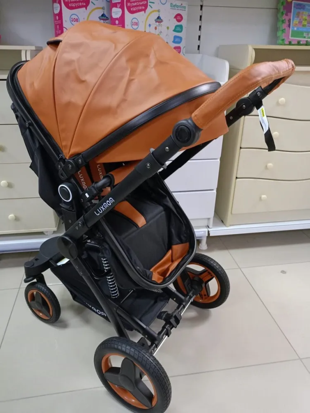 Коляска трансформер Luxmom X6 3 в 1 коричневый