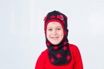 Шапка-шлем арт SH1803 "Звёзды" р.48-56 черный-красный (Демисезон)