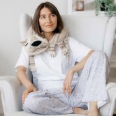 Подушка Рогалик Кот Матвей бежевый из шерсти Woolhouse