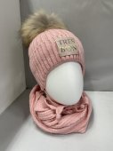 Шапка для девочки с енотовым помпоном со снудом розовый размер 50-52 арт.F-22-37 (Е)